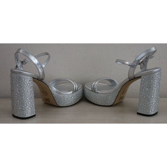Michael Kors Women Sz 8.5M Silver Metallic Embellished Laci Platform Sandals - Picture 6 of 11